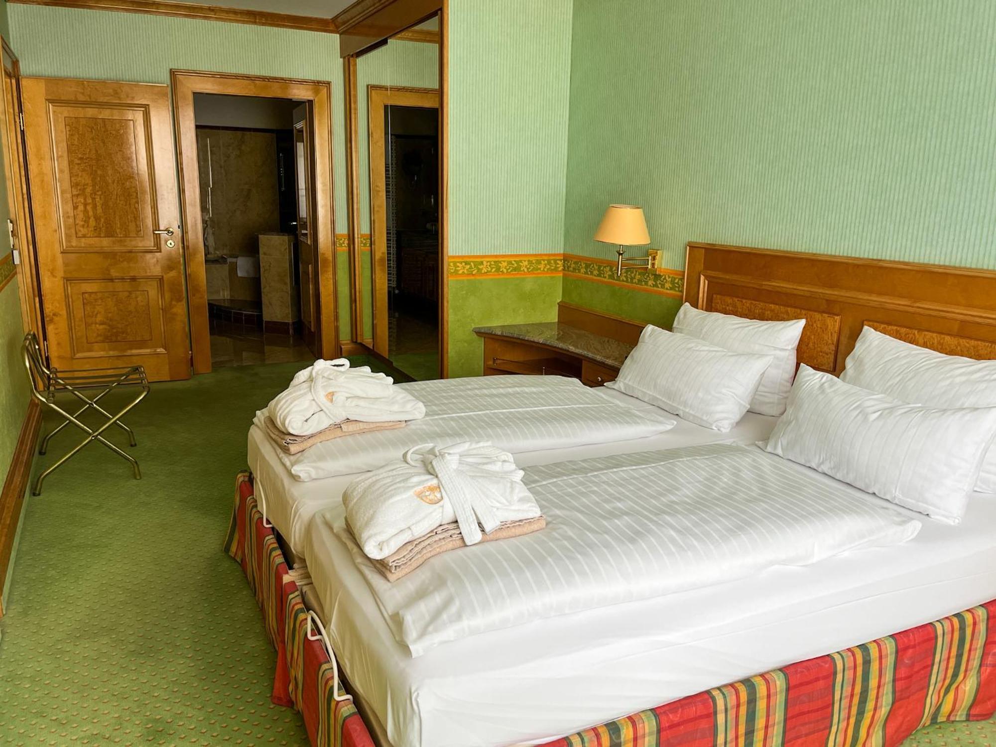 Hotel Strandperle Куксхафен Экстерьер фото