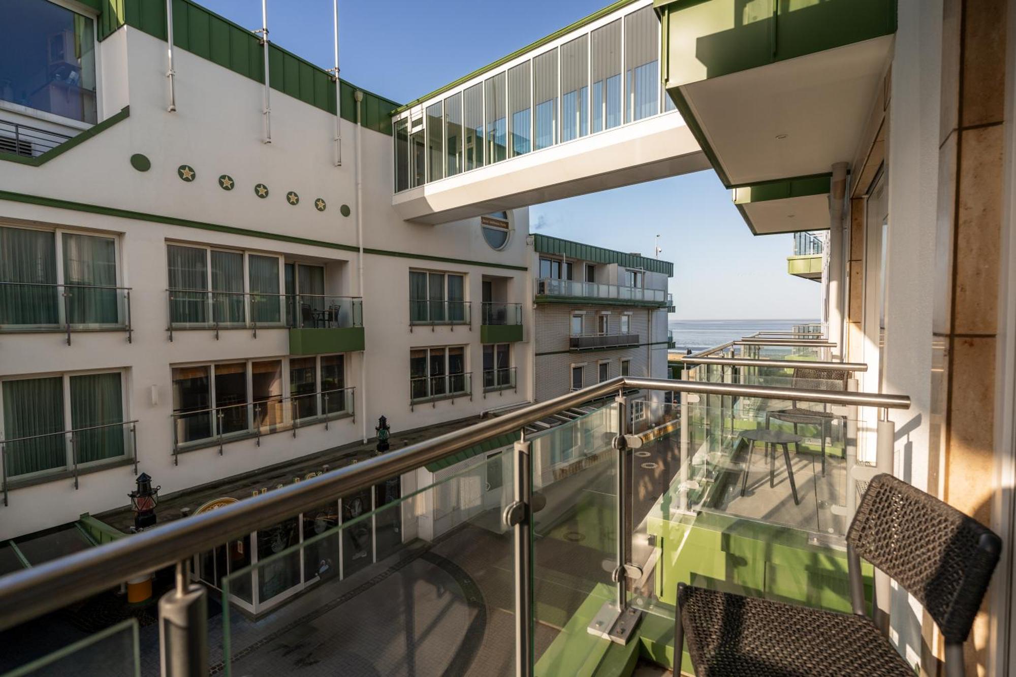 Hotel Strandperle Куксхафен Экстерьер фото