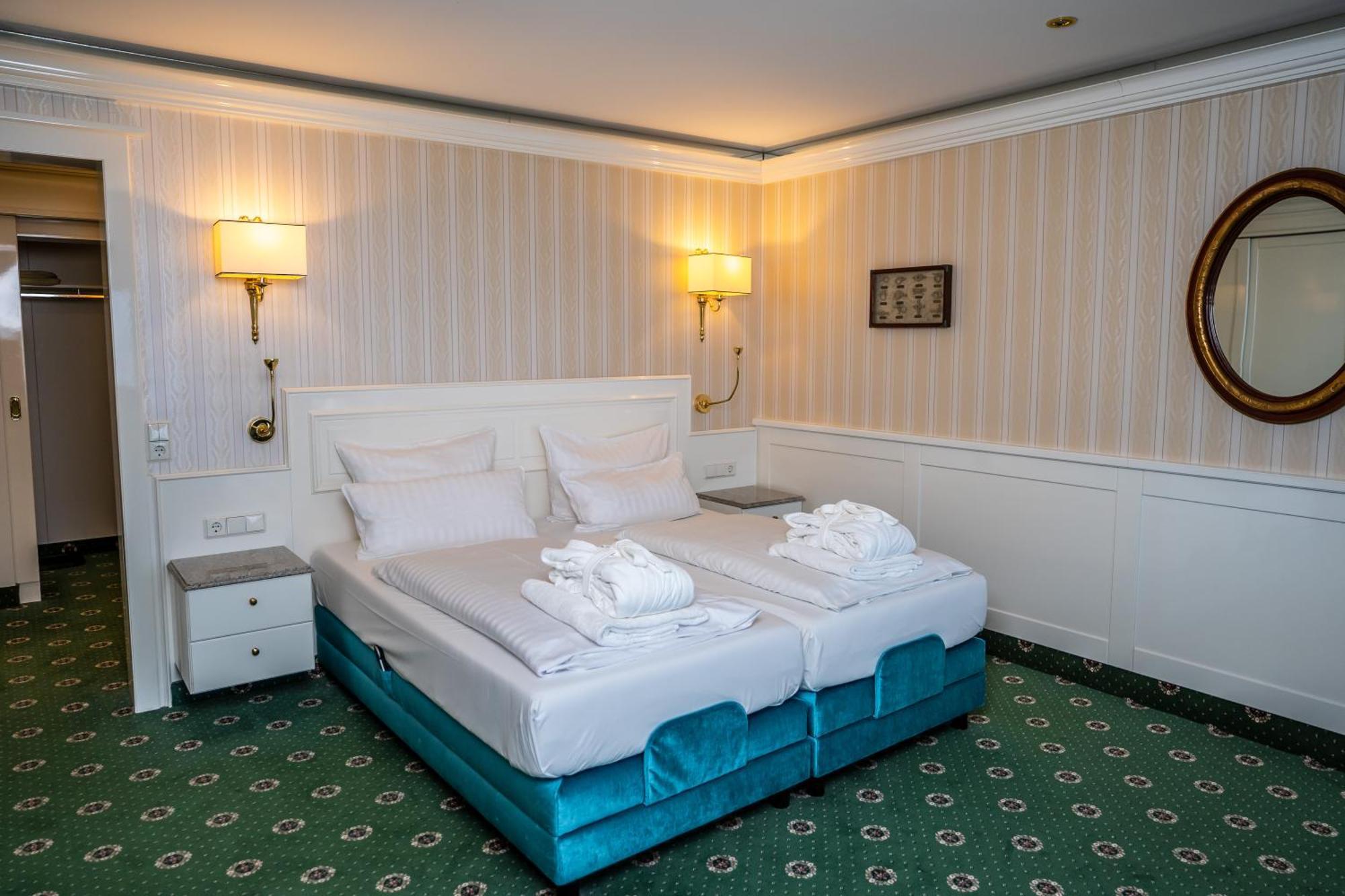 Hotel Strandperle Куксхафен Экстерьер фото