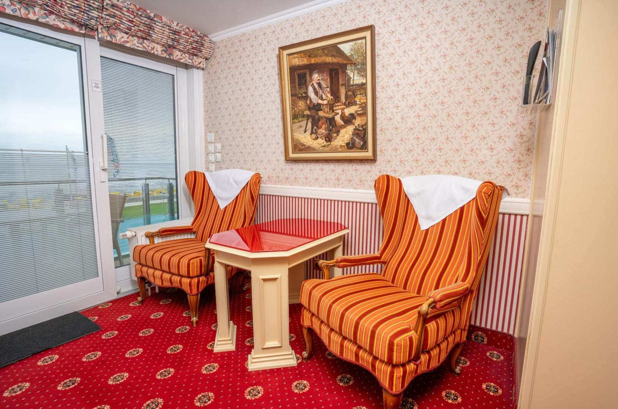 Hotel Strandperle Куксхафен Экстерьер фото